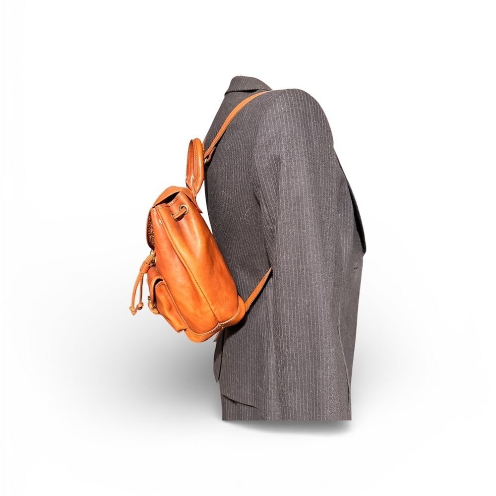 Vintage Italian Leather Backpack Tan - Picture 12 of 13